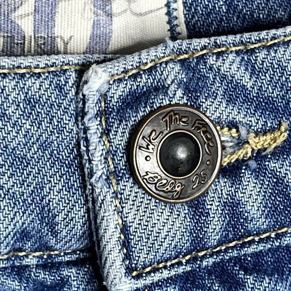 We The Free People Sz 30 Hallie Denim Mini Skirt Distressed Raw Hem 100% Cotton - Picture 8 of 10